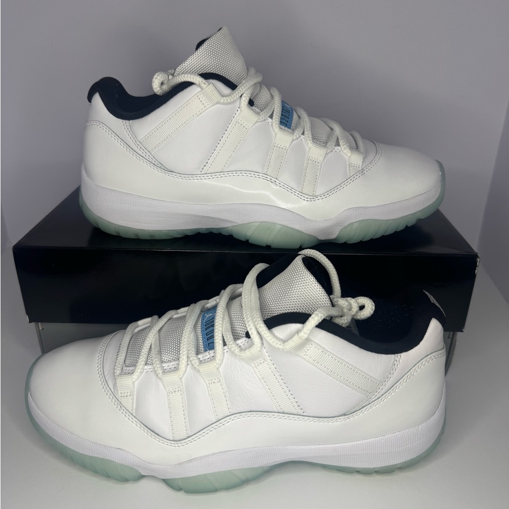Jordan 11 Low – Legend Blue (Size 10M)